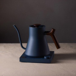 Fellow Stagg EKG PRO stone blue + walnut | Електрическа кана Gooseneck
