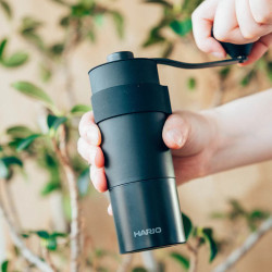 Hario Mini black PRO - кафемелачка