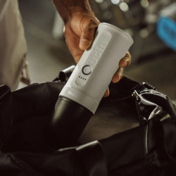OutIn Nano 2 (Pearl white) - кафемашина за пътуване