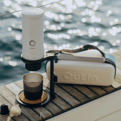 OutIn Nano 2 (Pearl white) - кафемашина за пътуване